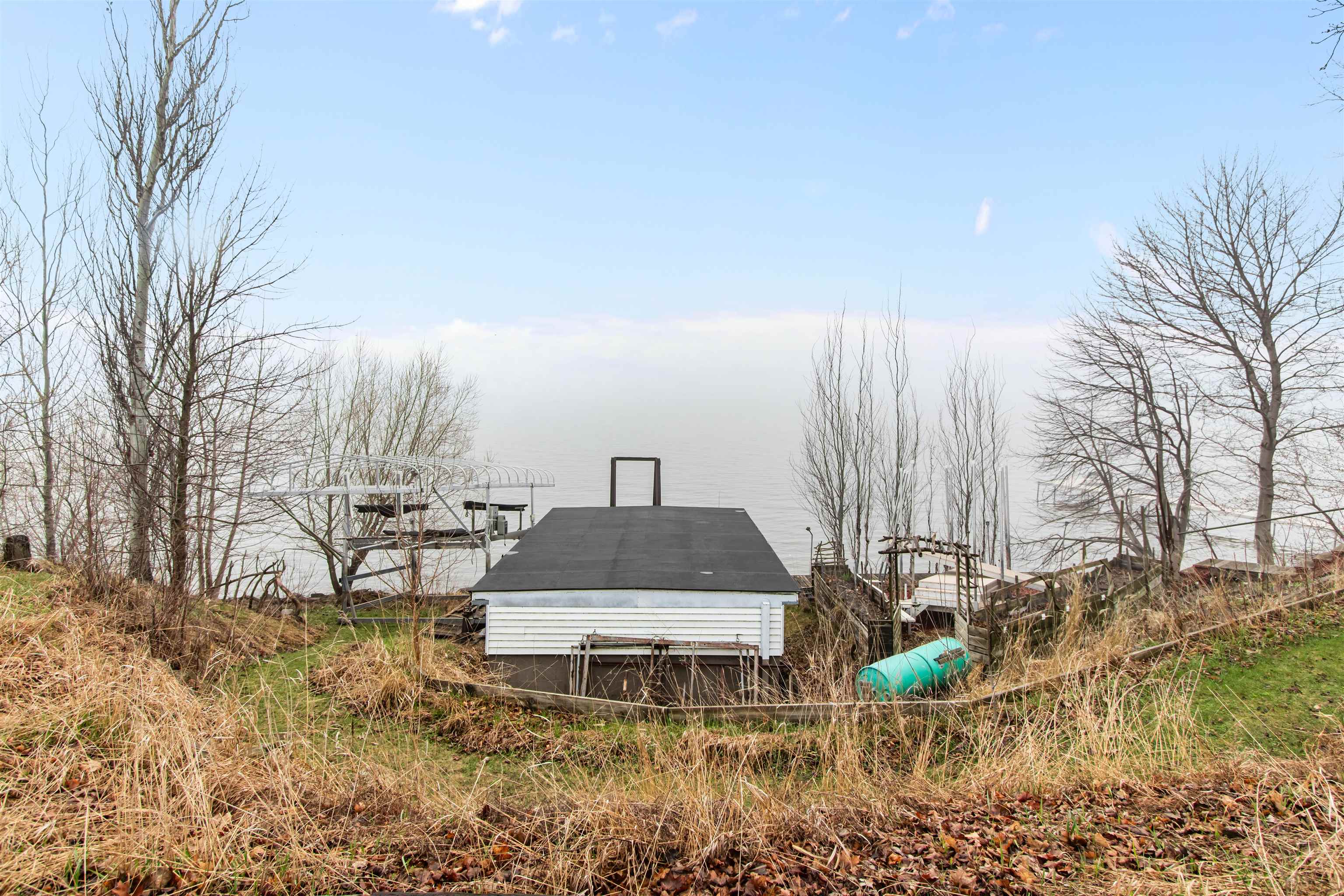 9806 Highland Park Road Highland, WI 53543 - Photo 4 of 56