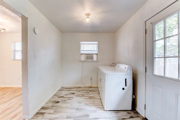 $171,500 | 1604 Texas Street, Alvin, TX 77511