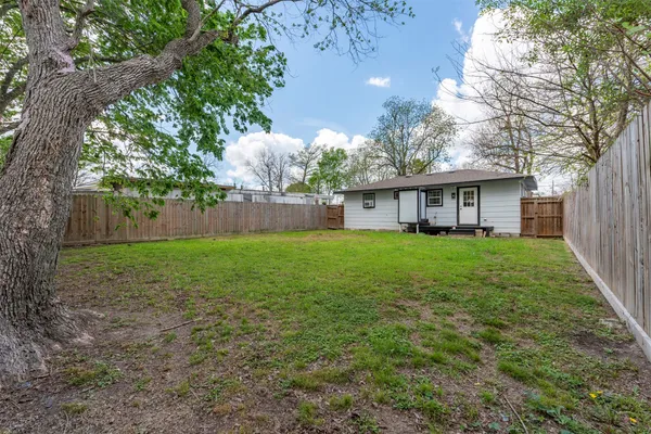 $171,500 | 1604 Texas Street, Alvin, TX 77511