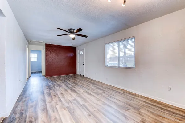 $171,500 | 1604 Texas Street, Alvin, TX 77511