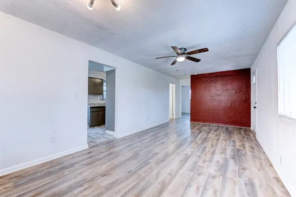 $171,500 | 1604 Texas Street, Alvin, TX 77511