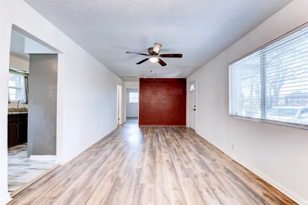 $171,500 | 1604 Texas Street, Alvin, TX 77511