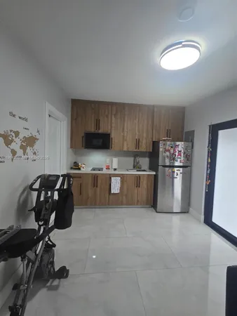 $1,800 | 801 Northwest 35th Avenue, Unit 1, Miami, FL 33125