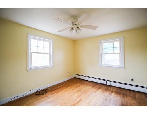 15 Karen Road Wakefield, MA 01880 - Photo 6 of 19 Gallery Image 6