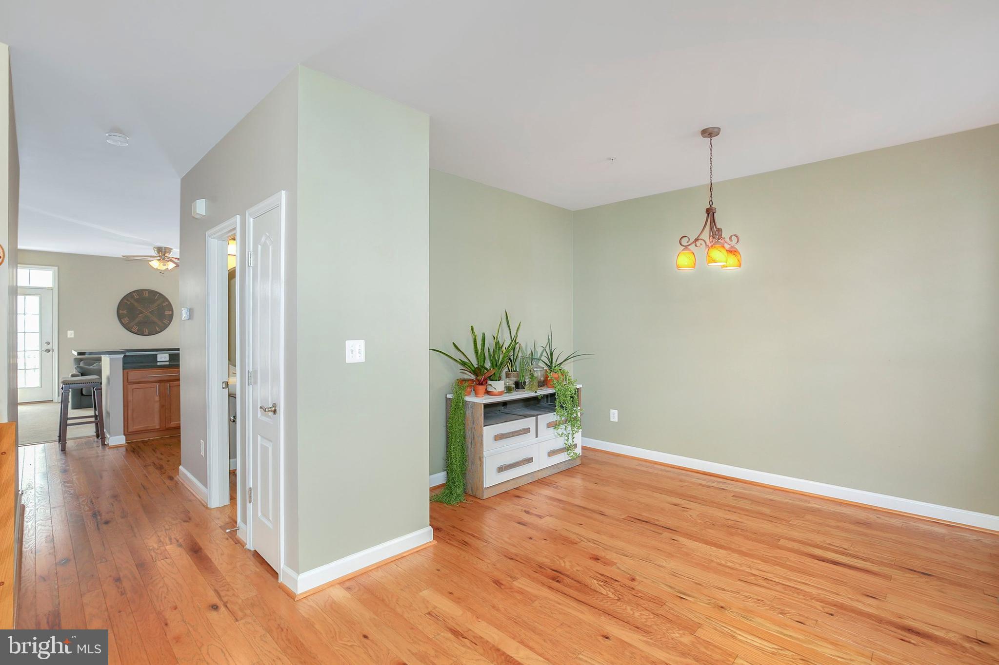 2128 Little Sorrel Way Silver Spring, MD 20902 - Photo 5 of 33