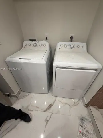 $6,000 | 19707 Turnberry Way, Unit 20L, Aventura, FL 33180