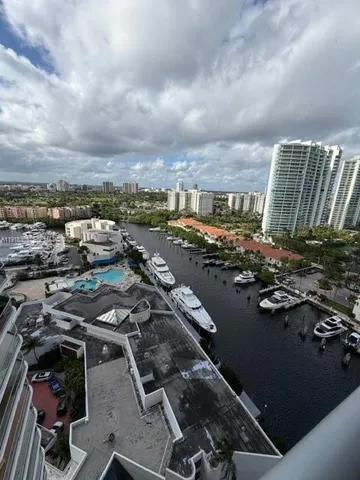 $6,000 | 19707 Turnberry Way, Unit 20L, Aventura, FL 33180