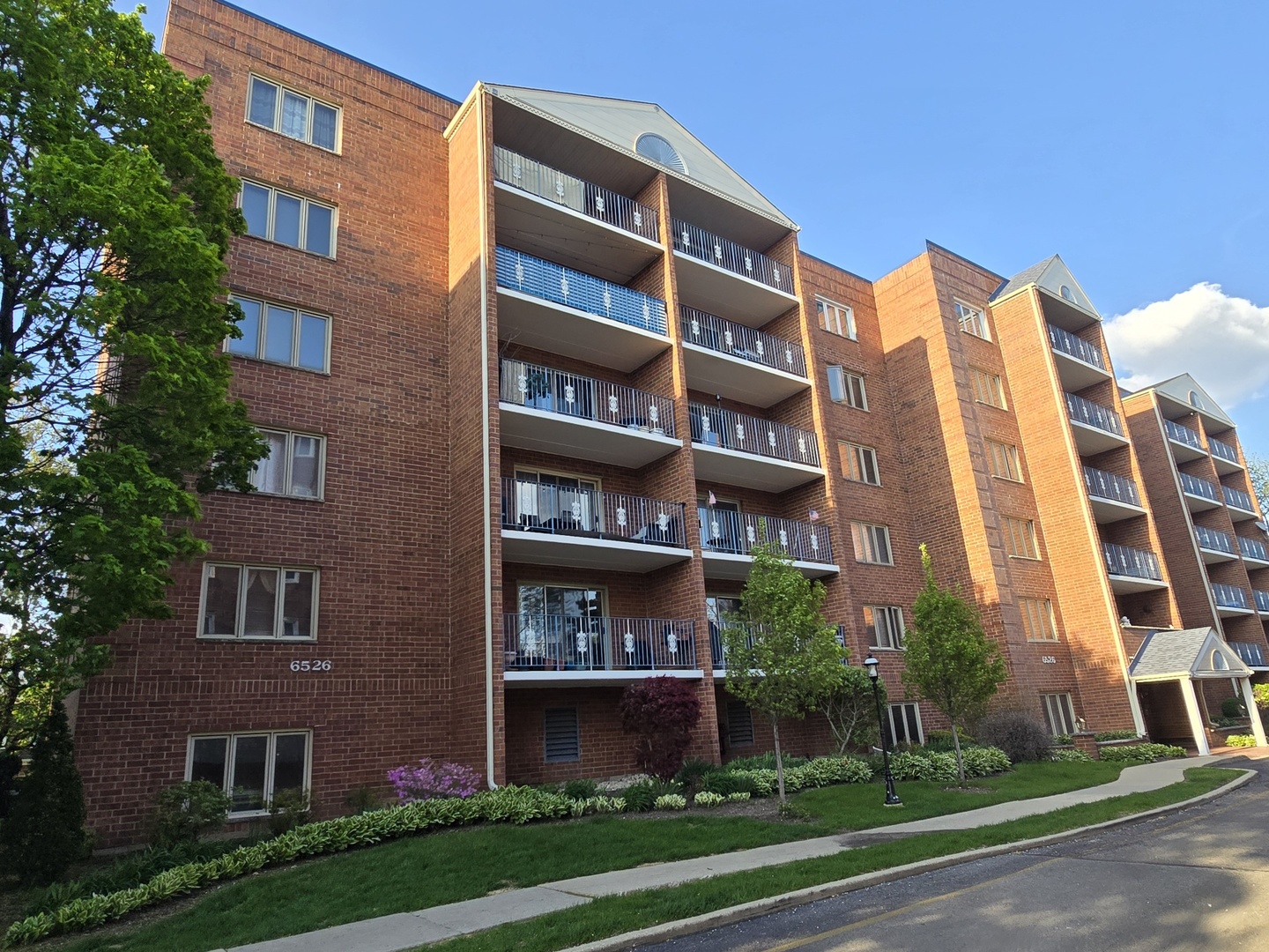 6526 West Irving Park Road, Unit 505 Chicago, IL 60634 - Photo 2 of 14
