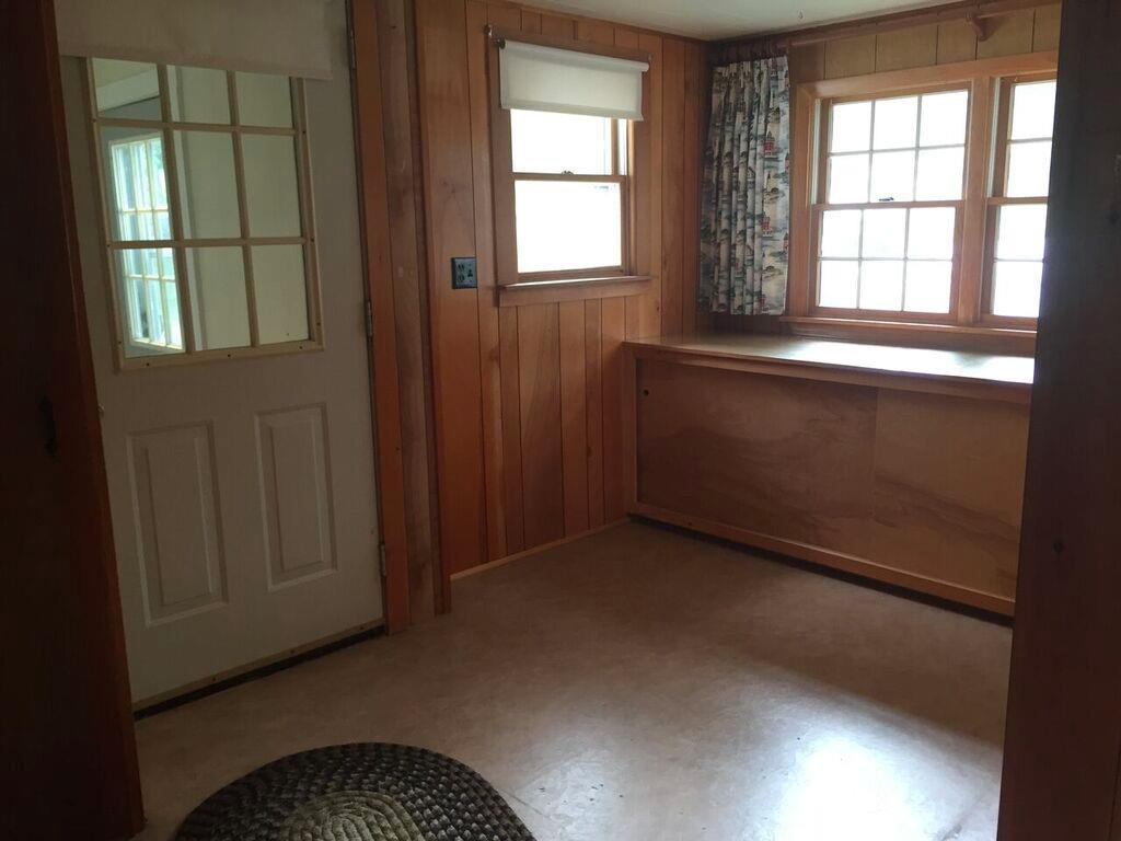 4 Old County Road Orland, ME 04472 - Photo 7 of 26 An office area, or a fantastic mud...