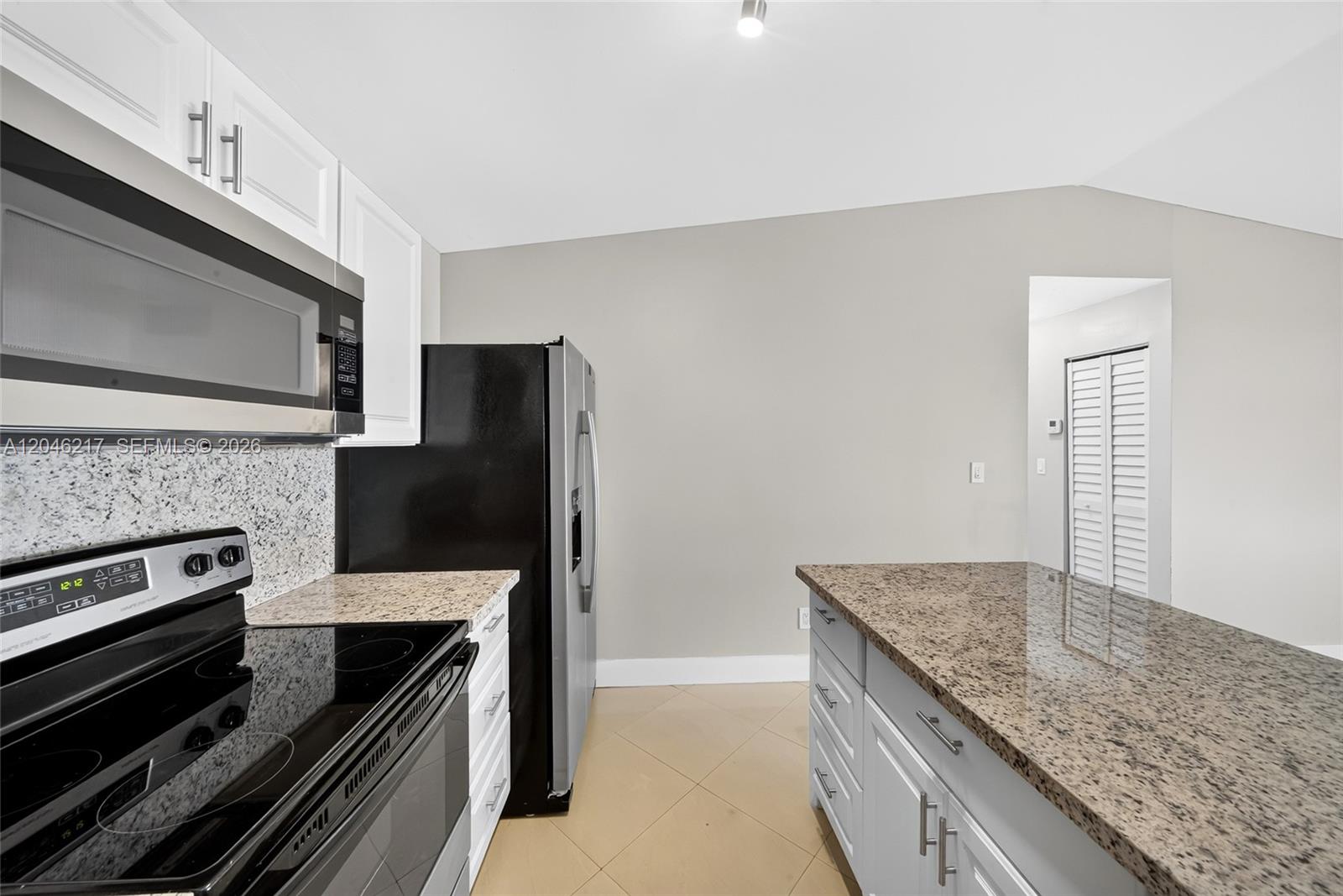 17501 Southwest 142nd Court Miami, FL 33177 - Photo 15 of 45