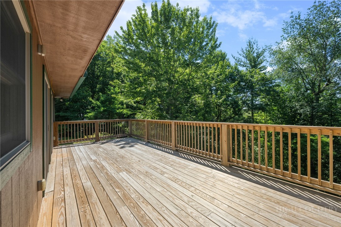 276 Storie Road Boone, NC 28607 - Photo 6 of 48