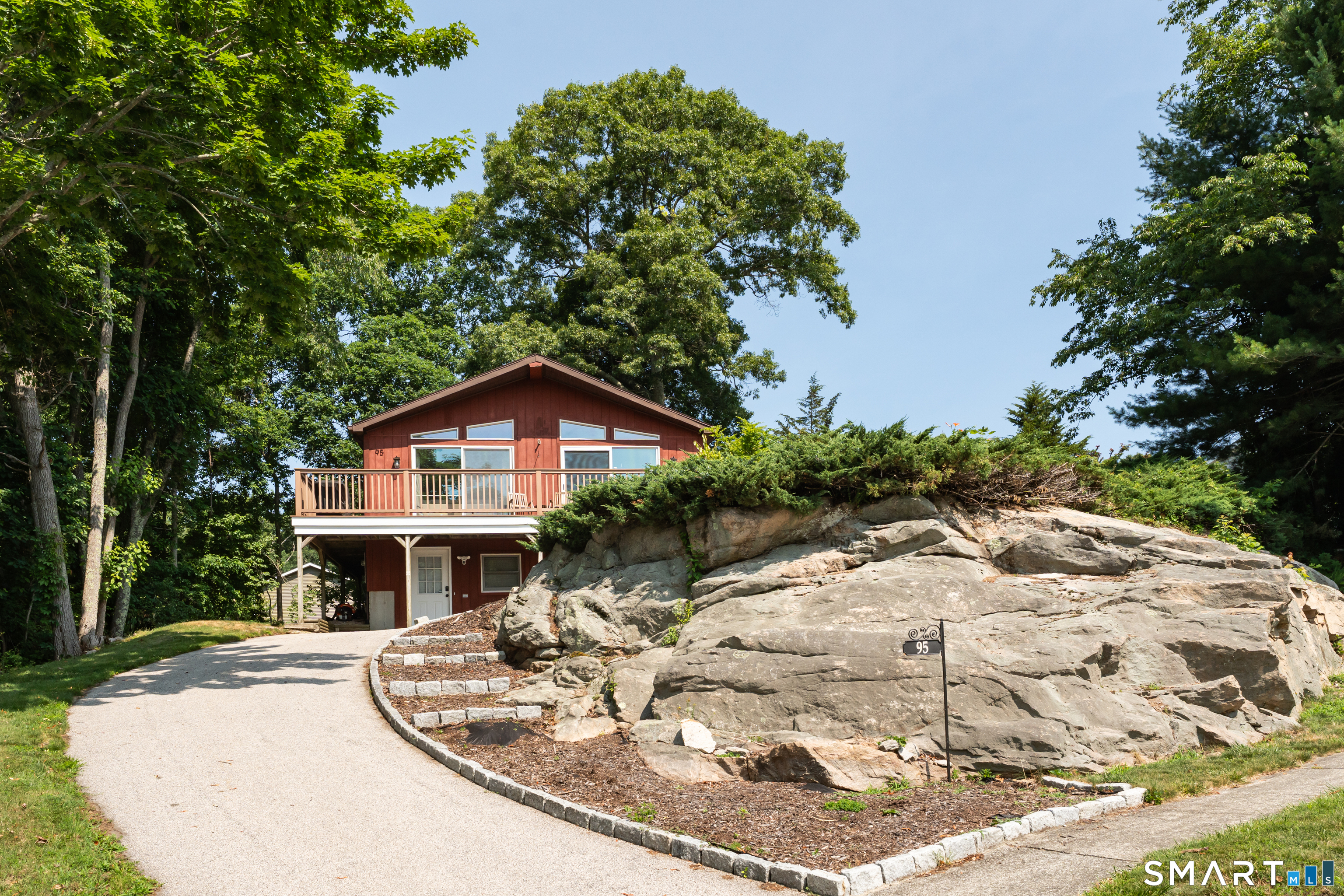 95 Crest Drive Groton, CT 06355 - Photo 5 of 40