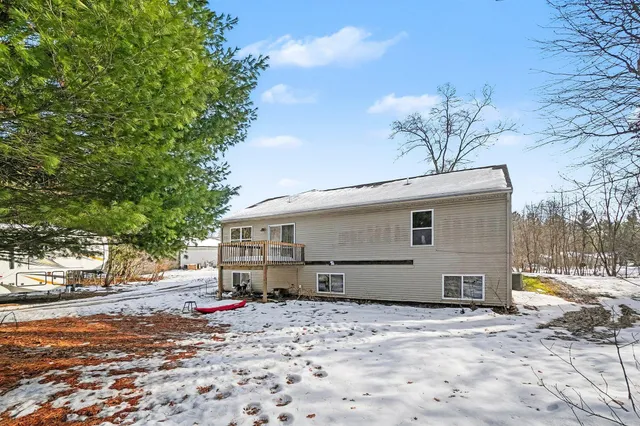 $389,900 | 3230 Sarah Circle, Twin Lake, MI 49457