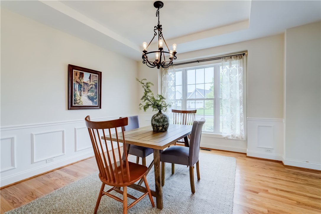 39 Cali Ridge Penfield, NY 14450 - Photo 9 of 48