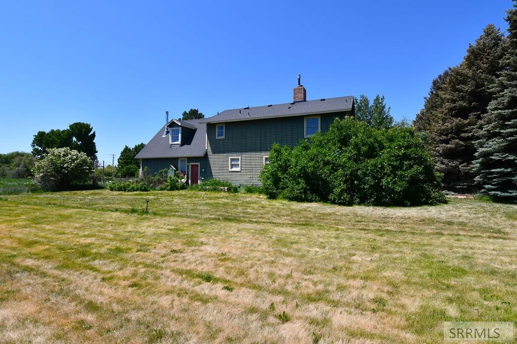 2950 North Ammon Road Idaho Falls, ID 83401 - Photo 34 of 49 Back of Home