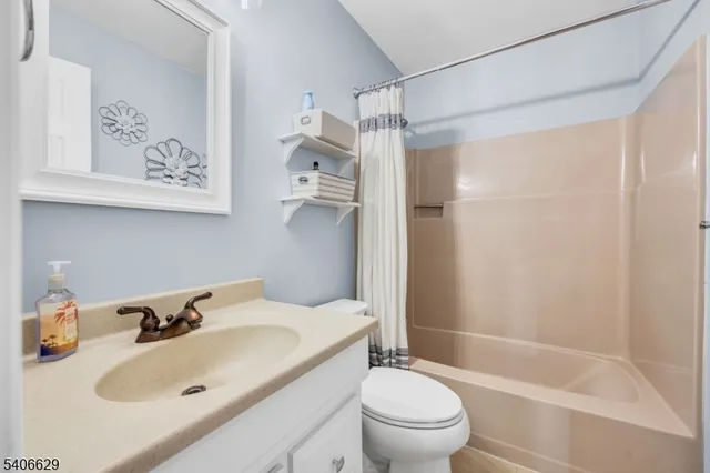 $435,000 | 107 Bluebird Drive, Unit 1A, Hillsborough, NJ 08844