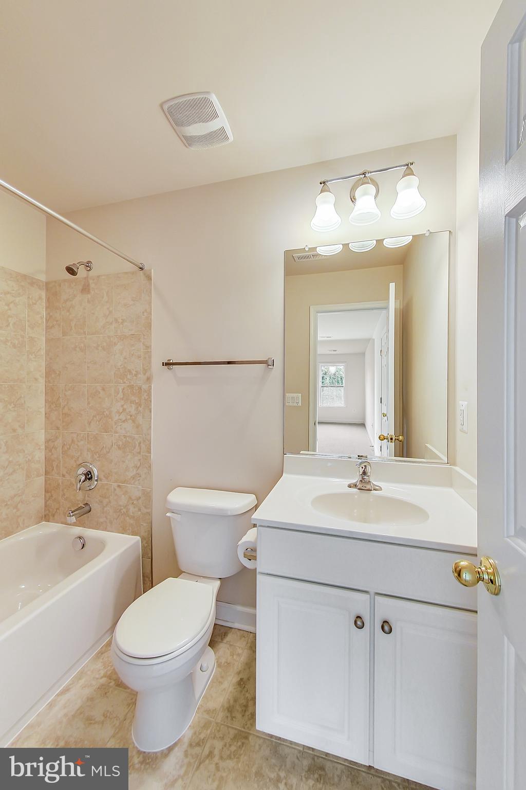 2844 Hill Road Vienna, VA 22181 - Photo 32 of 56