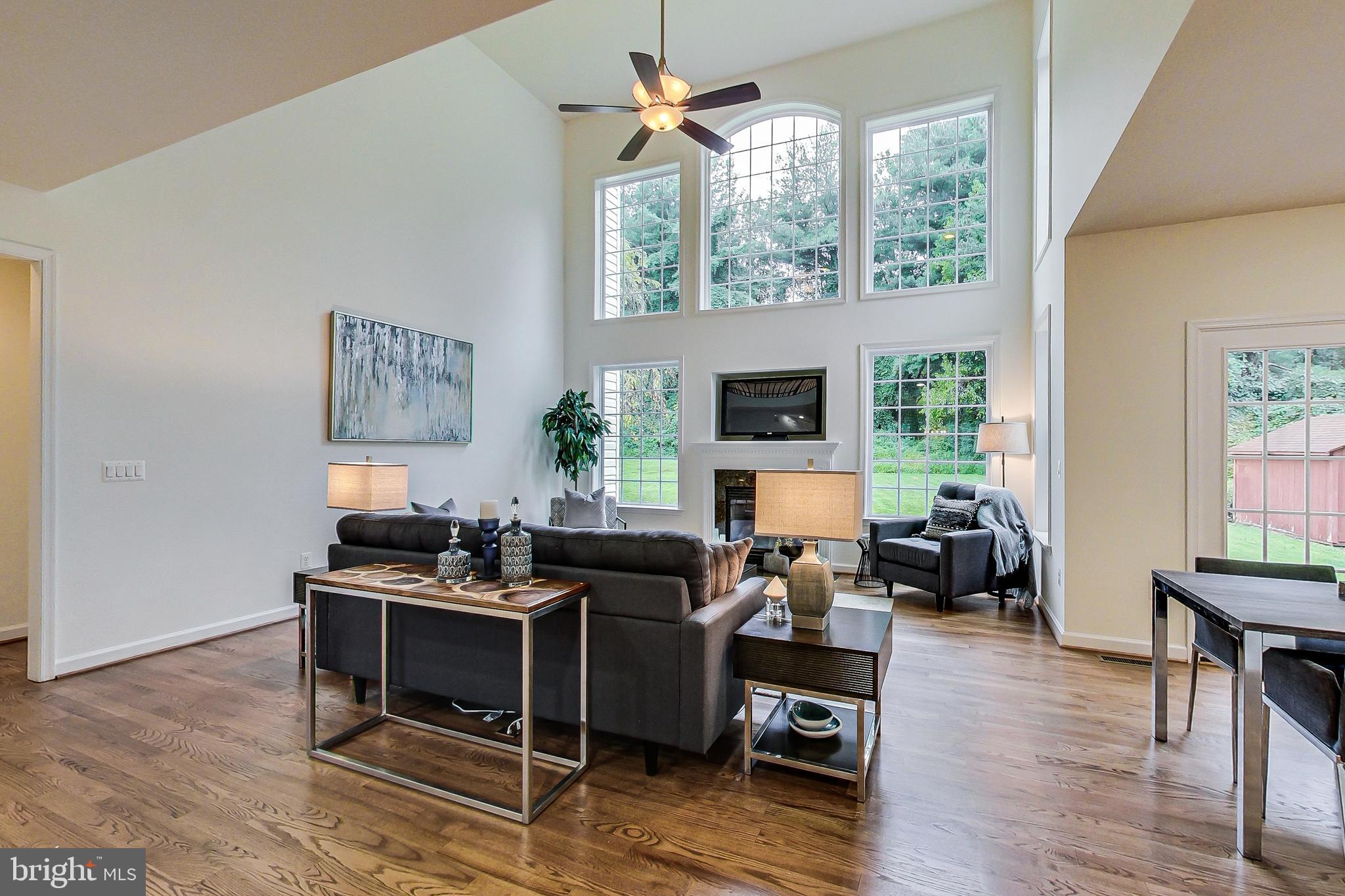 2844 Hill Road Vienna, VA 22181 - Photo 5 of 56