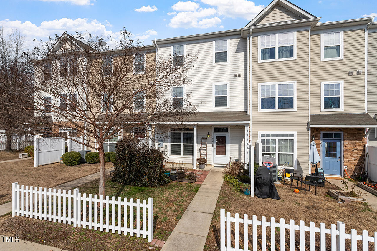 331 Gilman Lane, Unit 102 Raleigh, NC 27610 - Photo 1 of 27 331 Gilman Lane_01