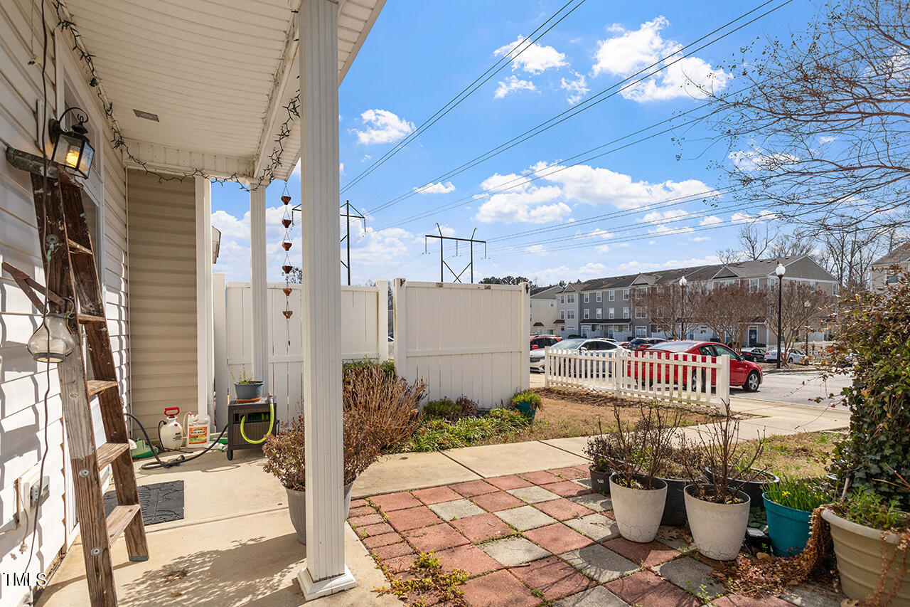 331 Gilman Lane, Unit 102 Raleigh, NC 27610 - Photo 5 of 27 331 Gilman Lane_05