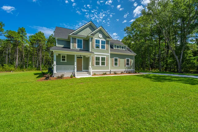 $869,900 | 3006 Sweetwater Lane, Awendaw, SC 29429