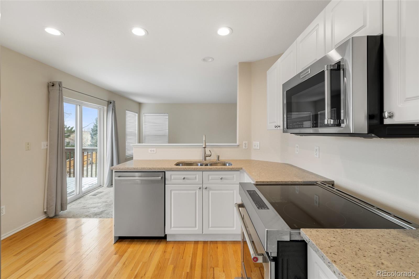 9401 Wolfe Street Highlands Ranch, CO 80129 - Photo 8 of 34 Gallery Image 8