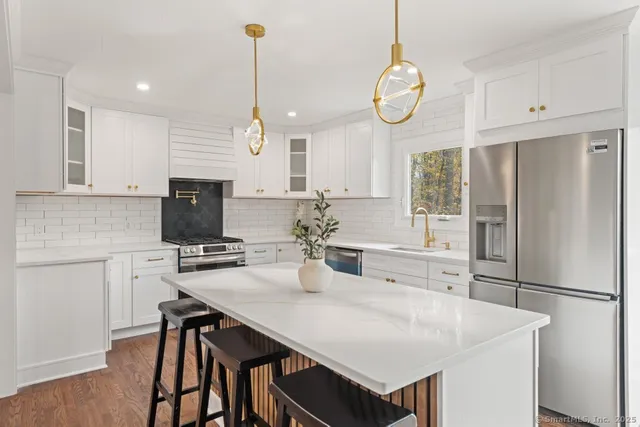 $599,900 | 39 Short Street, Shelton, CT 06484