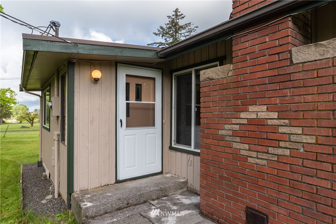 234 Kelly Road Bellingham, WA 98226 - Photo 3 of 40