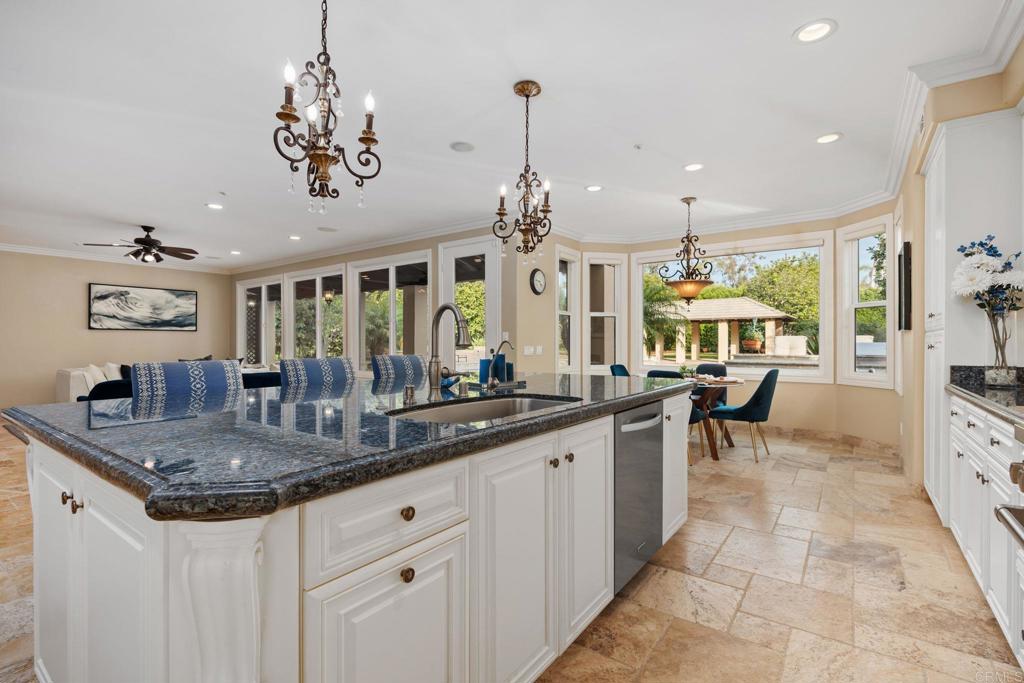 14323 Rancho Santa Fe Lakes Drive Rancho Santa Fe, CA 92067 - Photo 21 of 74