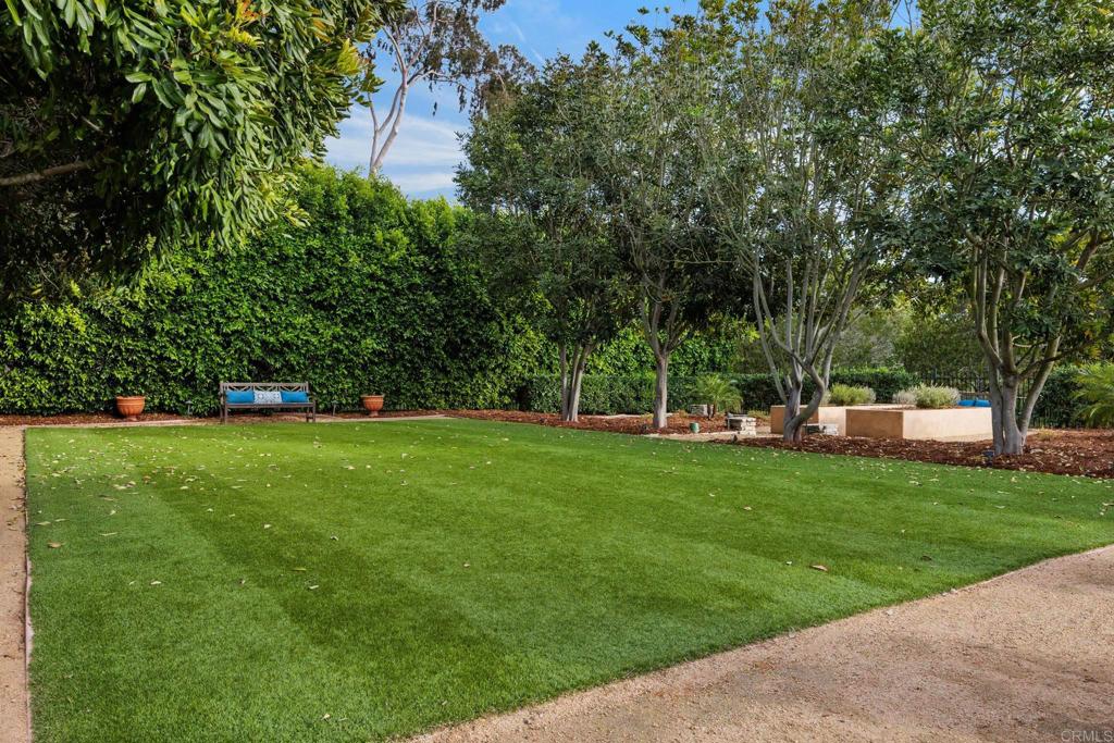 14323 Rancho Santa Fe Lakes Drive Rancho Santa Fe, CA 92067 - Photo 34 of 74