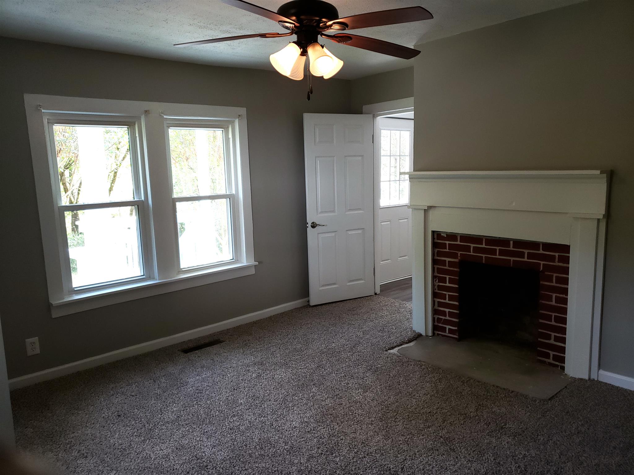 138 Ferguson Hollow Road Buffalo Valley, TN 38548 - Photo 8 of 26 Master Bed