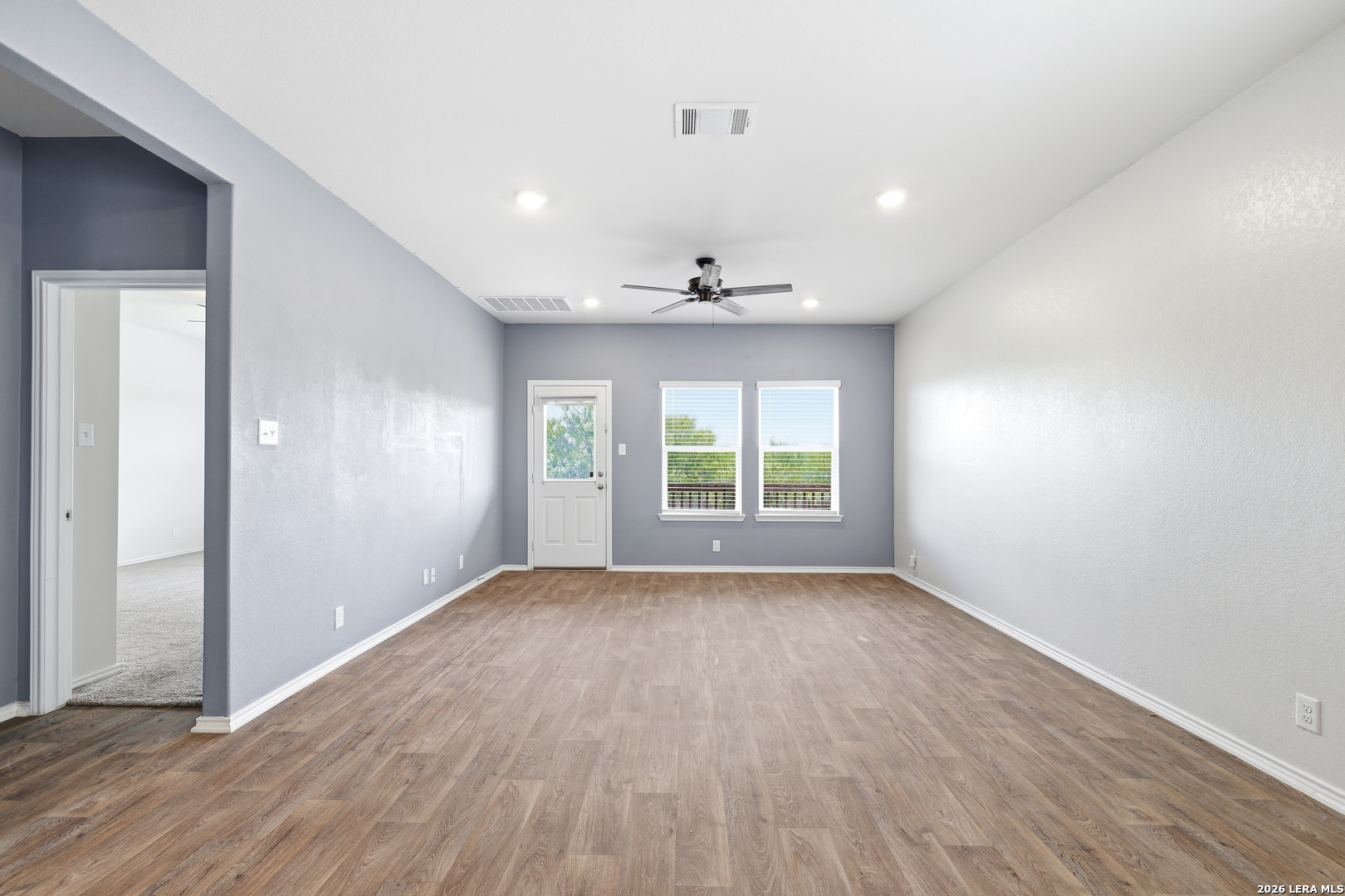 6559 Embankment Road San Antonio, TX 78252 - Photo 9 of 29