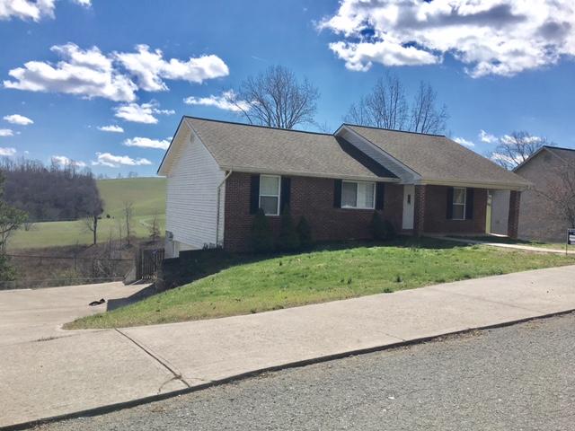 542 Coffey Road New Tazewell, TN 37825 - Photo 2 of 22 FRONT