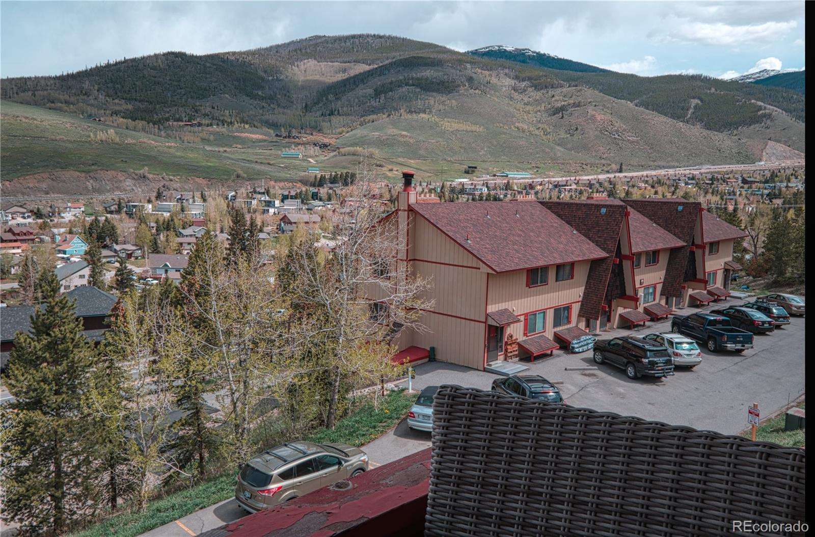 150 Evergreen Road, Unit 302 Dillon, CO 80435 - Photo 4 of 33 Gallery Image 4