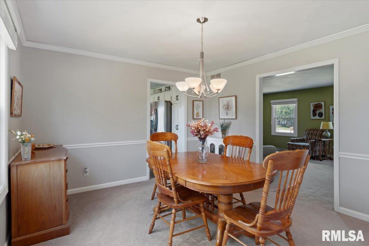 3220 Red Bud Lane Springfield, IL 62712 - Photo 9 of 47 Gallery Image 9