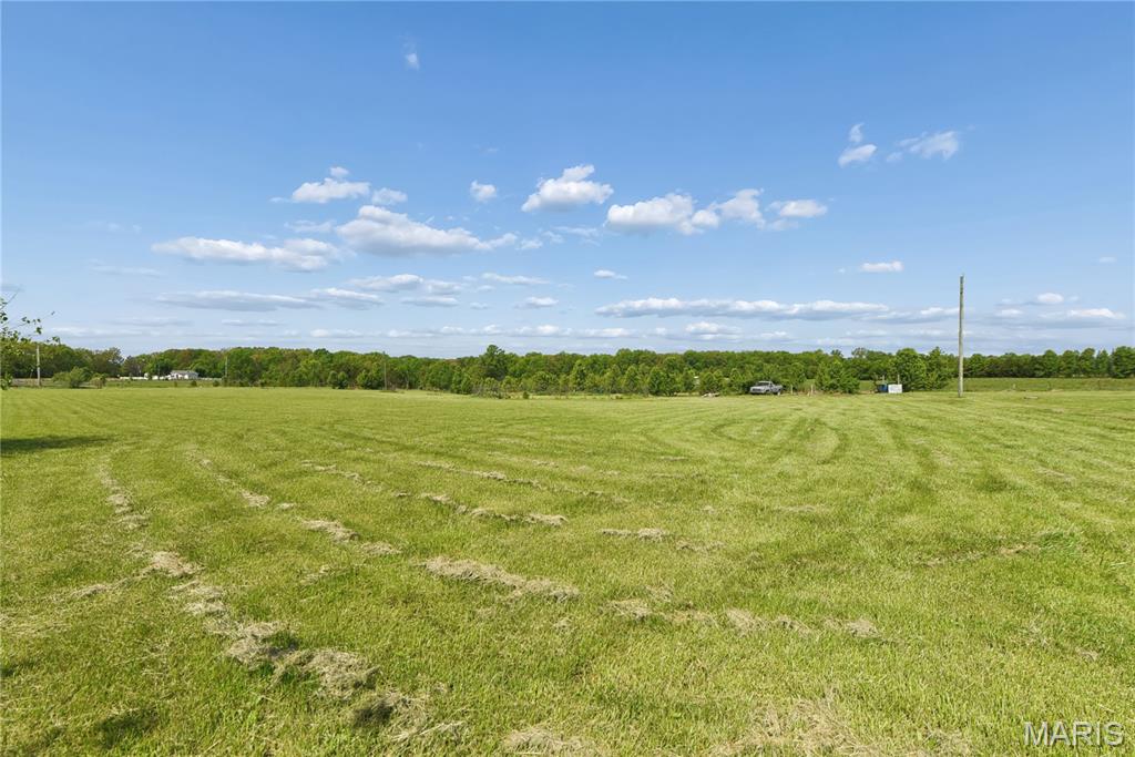 63 Pinnacle Lake Road New Florence, MO 63363 - Photo 22 of 23