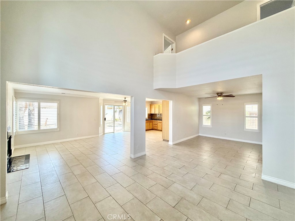 507 Lassa Way Perris, CA 92571 - Photo 6 of 39