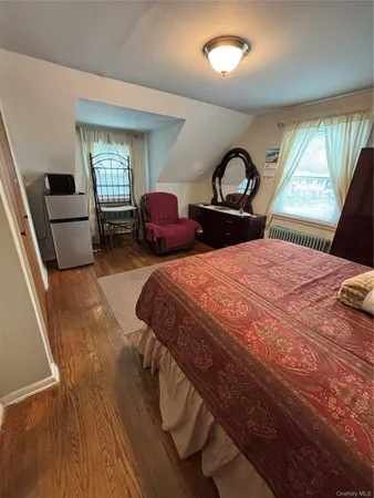 $1,200 | 111 Virginia Avenue, Hempstead, NY 11550