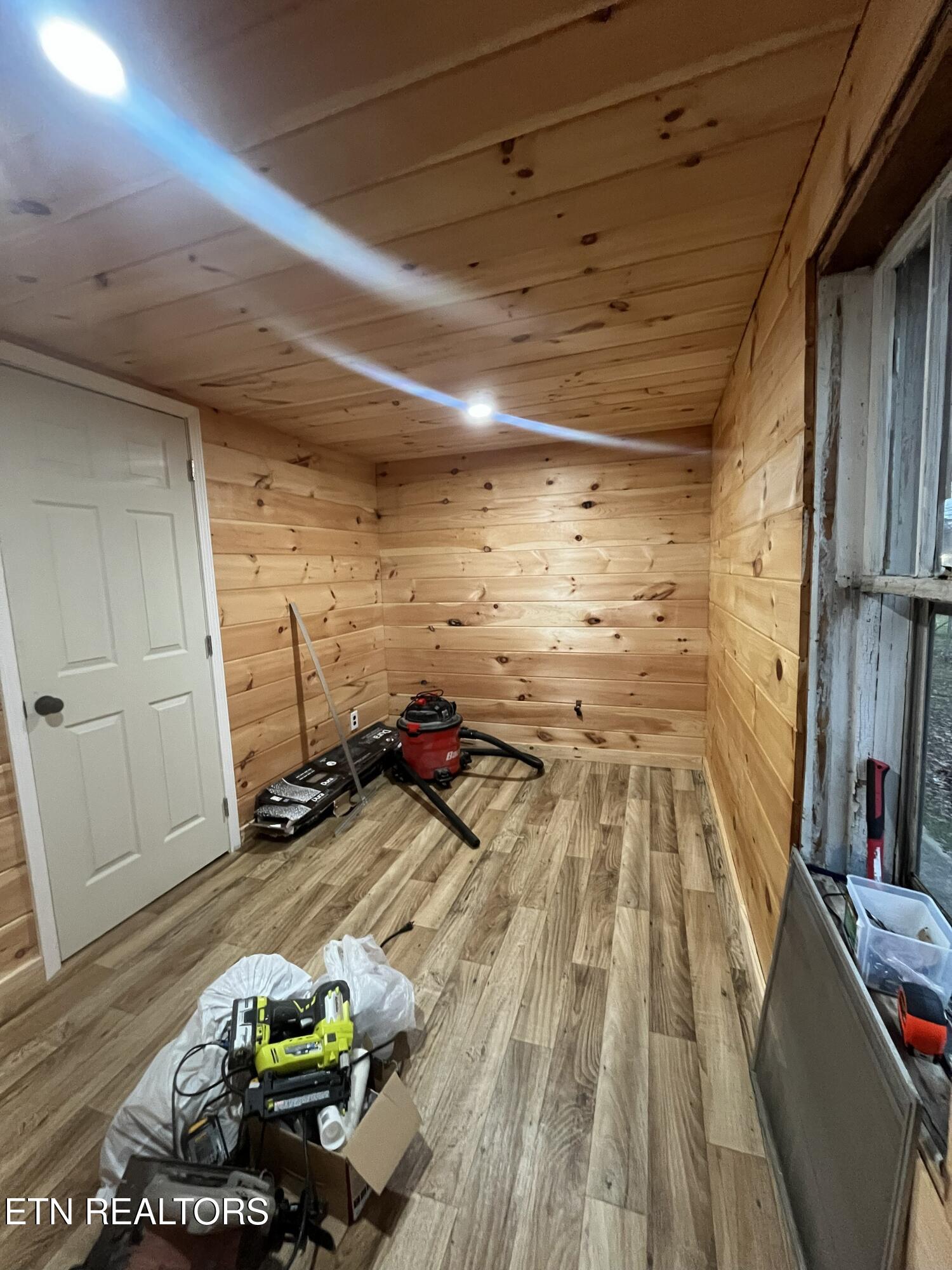 35 Buffalo Road Oneida, TN 37841 - Photo 13 of 20 IMG_8640