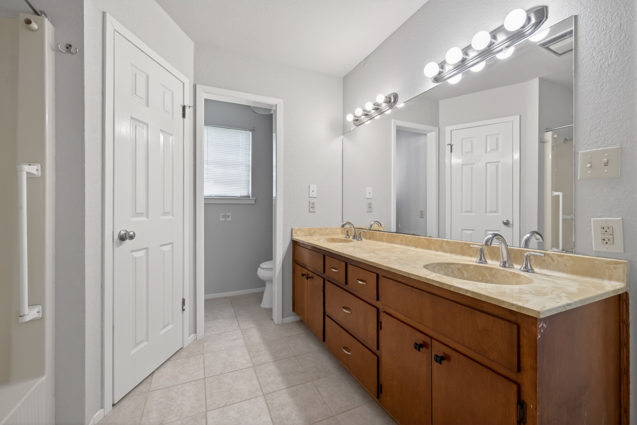 615 Old Manchaca Road Austin, TX 78748 - Photo 18 of 40