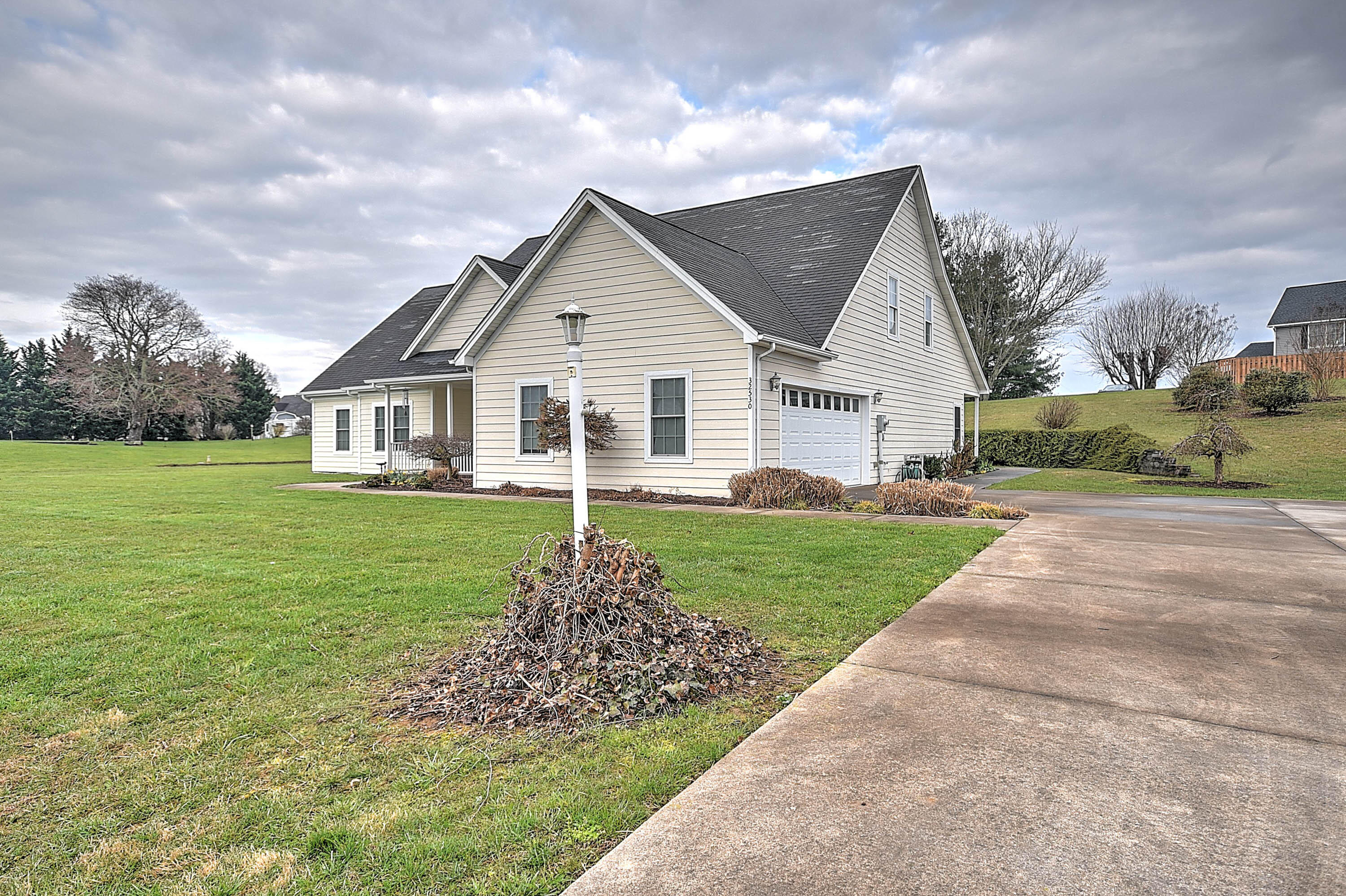 32530 Spring Crest Drive Glade Spring, VA 24340 - Photo 10 of 49 Spring Crest