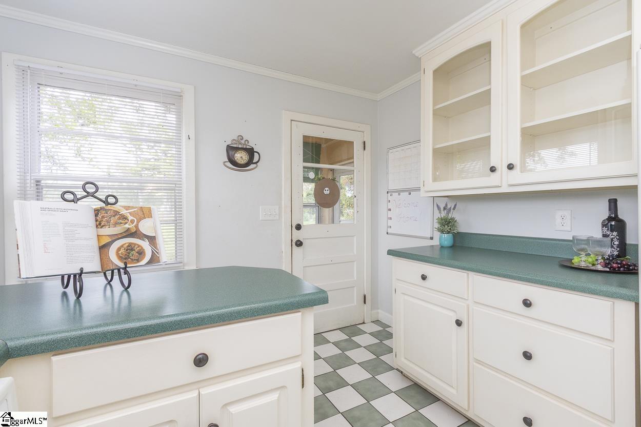 705 Whitehall Road Anderson, SC 29625 - Photo 18 of 48 Gallery Image 18