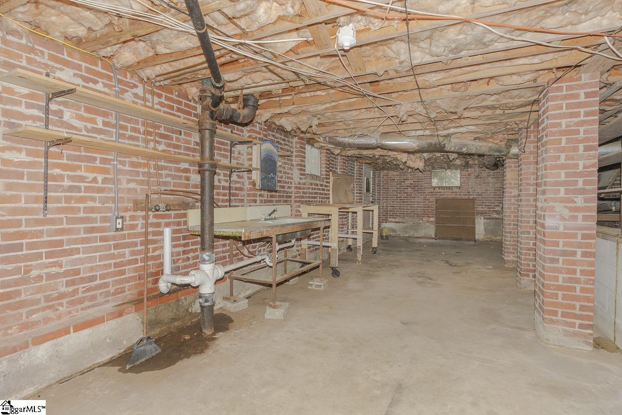 705 Whitehall Road Anderson, SC 29625 - Photo 40 of 48 Gallery Image 40