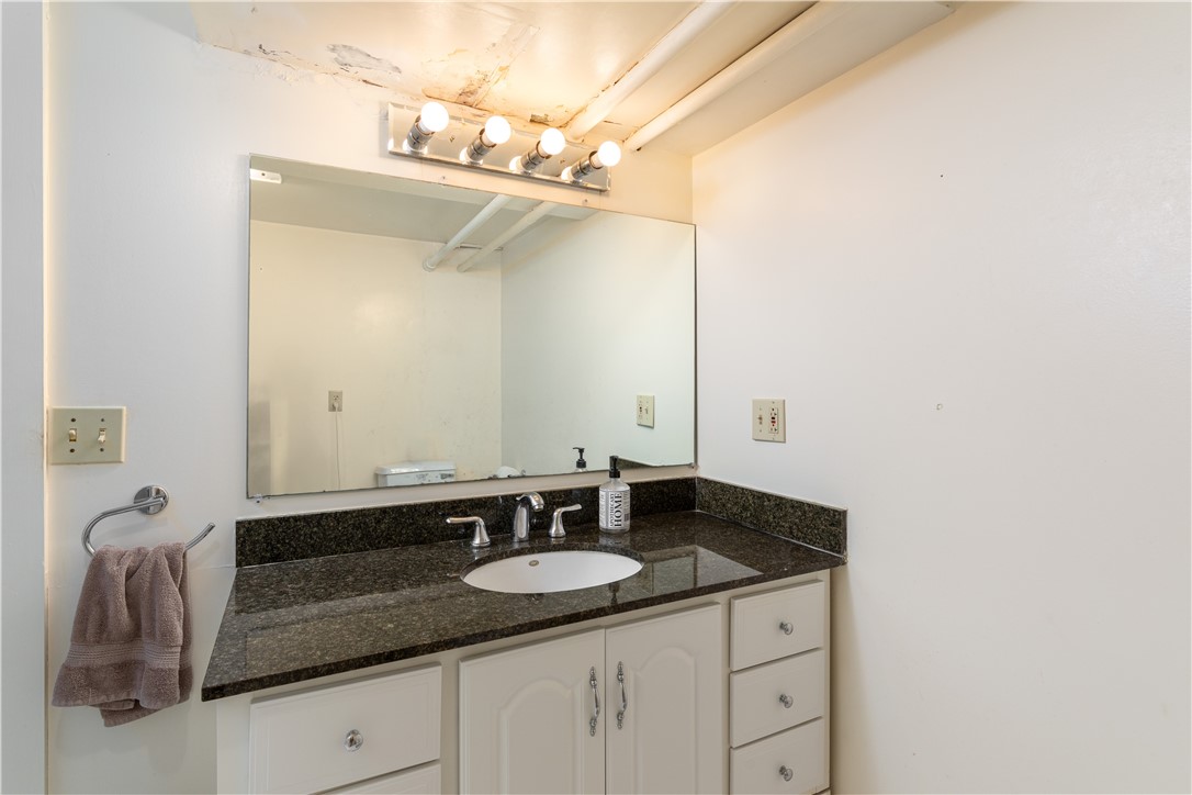 9 Boughton Road Newport, RI 02840 - Photo 20 of 24 Gallery Image 20