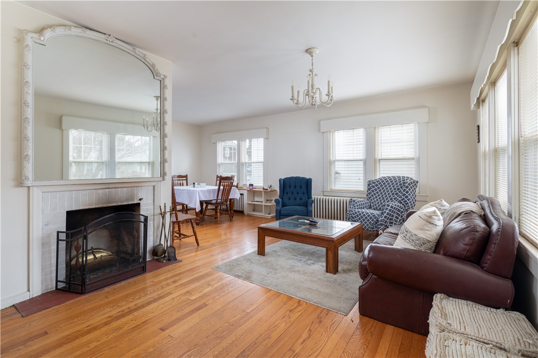 9 Boughton Road Newport, RI 02840 - Photo 9 of 24 Gallery Image 9