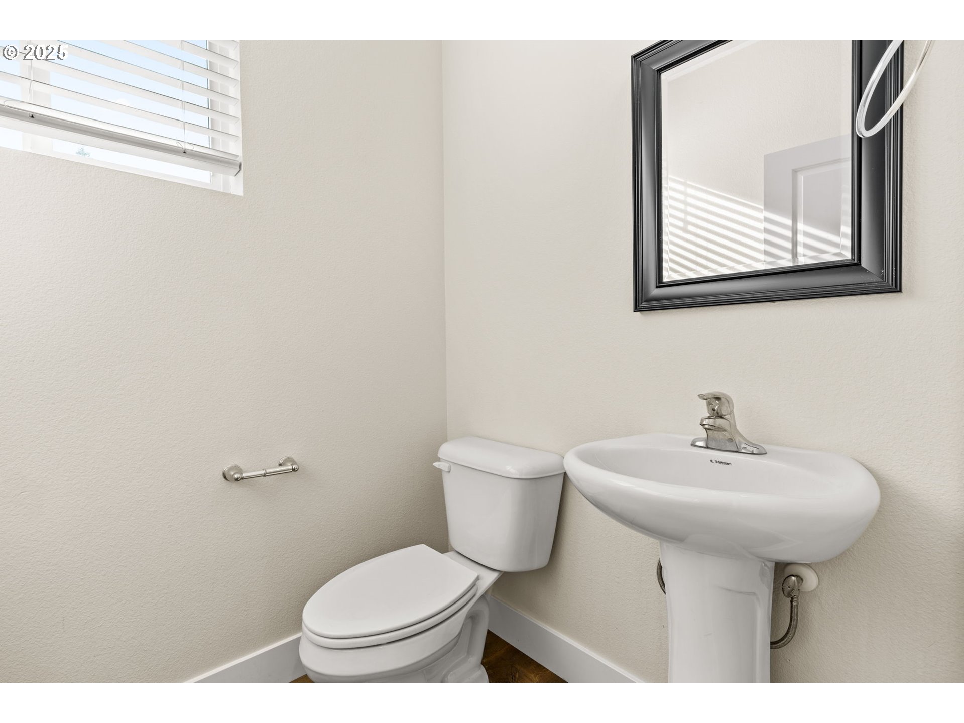 2540 Fieldcress Road Eugene, OR 97403 - Photo 12 of 36