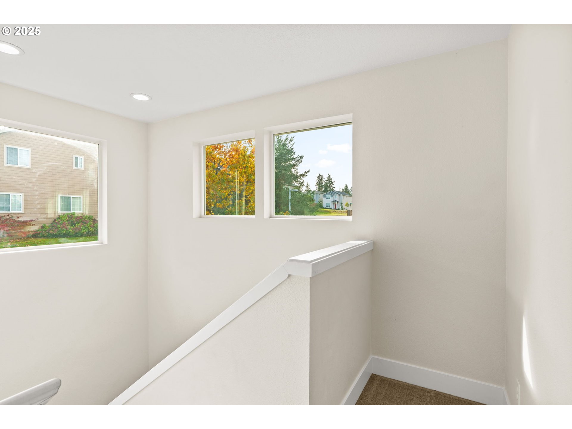 2540 Fieldcress Road Eugene, OR 97403 - Photo 13 of 36