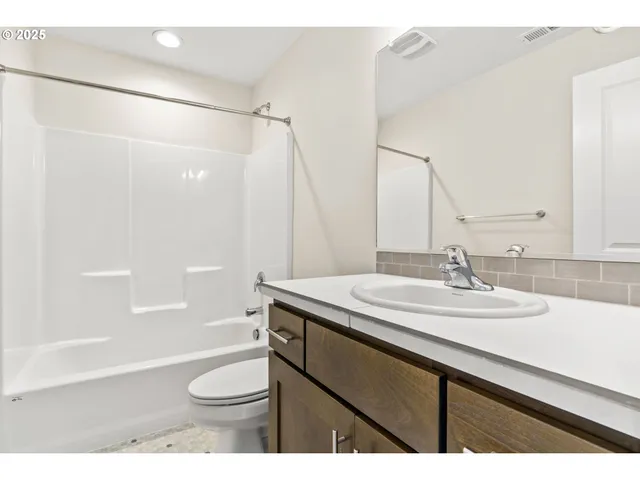 $599,950 | 2540 Fieldcress Road, Eugene, OR 97403