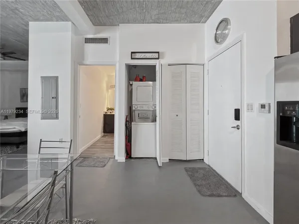 $2,800 | 234 Northeast 3rd Street, Unit 608, Miami, FL 33132