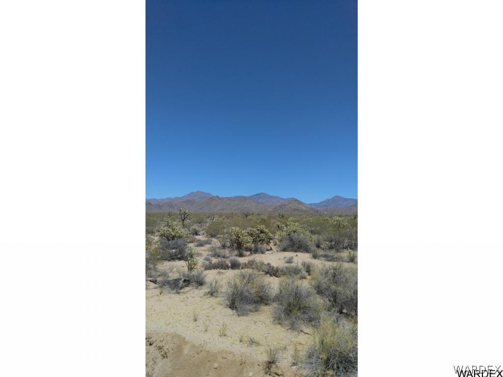 3004 Alamo Road Yucca, AZ 86438 - Photo 3 of 12 Panoramic Mountain Views